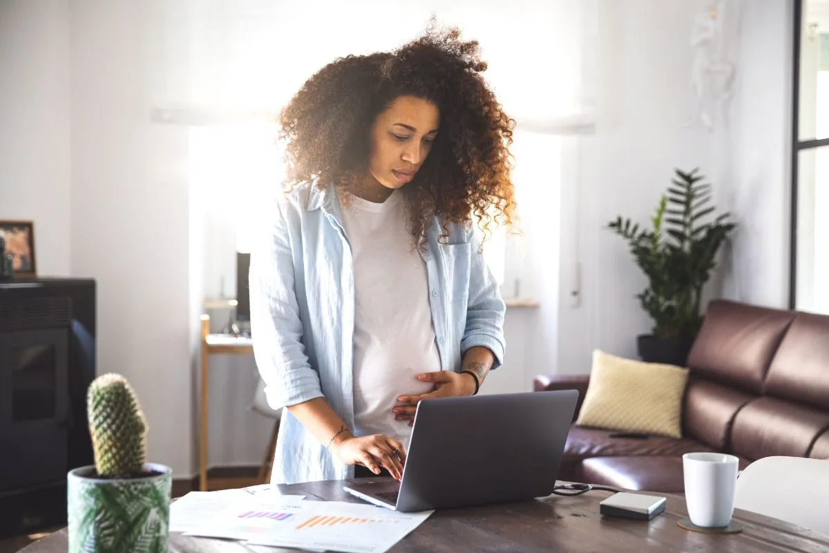 Online Jobs For Pregnant Moms With No Experience Required