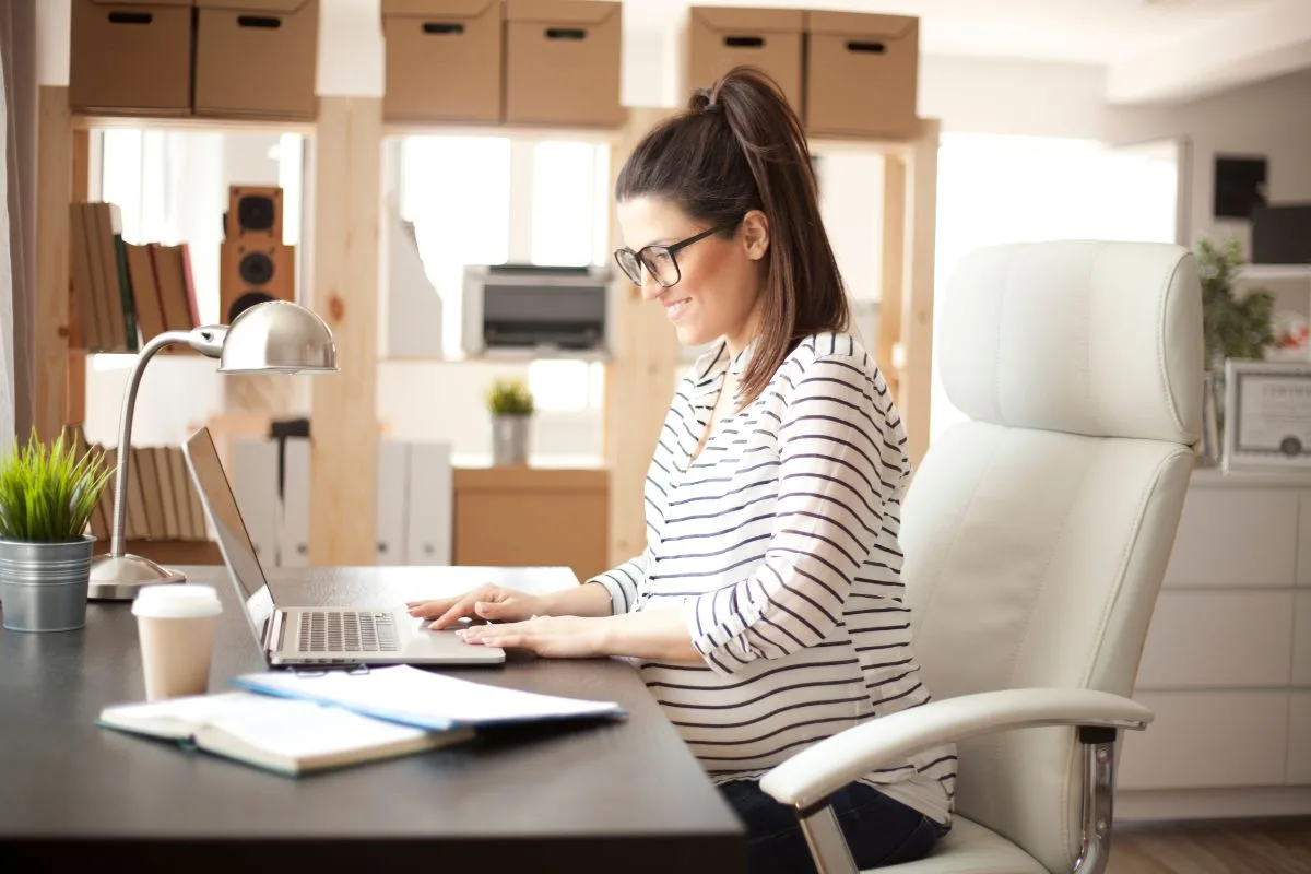 Professional Online Jobs For Work-From-Home Pregnant Ladies